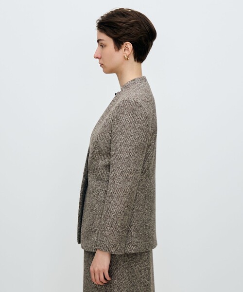 スライバーダイヤゴナル キザミカラージャケット（ノーカラー