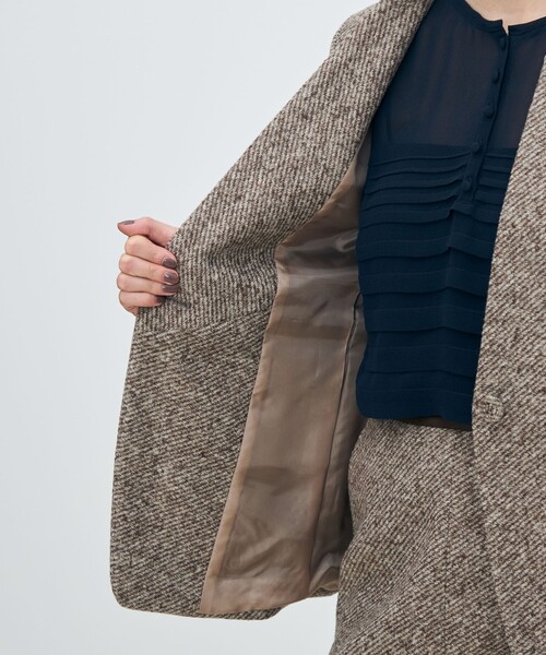 TOMORROWLAND collection（トゥモローランドコレクション）の「スライバーダイヤゴナル キザミカラージャケット（ノーカラージャケット・レディース・ブラウン系その他/グレー系その他・38/36）」の7枚目の写真