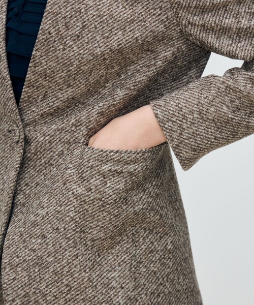 TOMORROWLAND collection（トゥモローランドコレクション）の「スライバーダイヤゴナル キザミカラージャケット（ノーカラージャケット・レディース・ブラウン系その他/グレー系その他・38/36）」の10枚目の写真