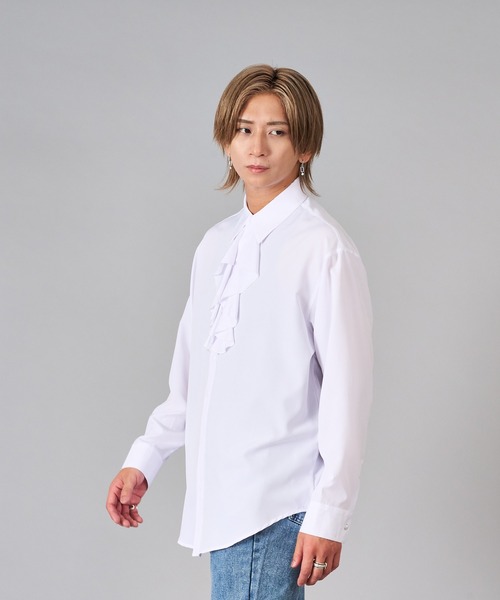 REGIEVO（レジエボ）の「王子系フリルシャツ（シャツ/ブラウス・メンズ・ブラック/オフホワイト・MEDIUM/LARGE）」の7枚目の写真