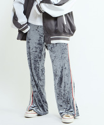 CONVERSE TOKYO（コンバーストウキョウ）の「SIDE LINE CRASHED VELOR TRACK PANTS（その他パンツ）」