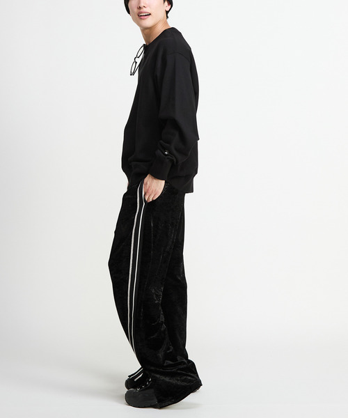 CONVERSE TOKYO（コンバーストウキョウ）の「SIDE LINE CRASHED VELOR TRACK PANTS（その他パンツ・レディース・ピンク/グレー/ブルー/ブラック・SMALL/MEDIUM）」の9枚目の写真