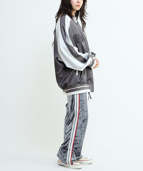 CONVERSE TOKYO（コンバーストウキョウ）の「SIDE LINE CRASHED VELOR TRACK PANTS（その他パンツ・レディース・ピンク/グレー/ブルー/ブラック・SMALL/MEDIUM）」の19枚目の写真