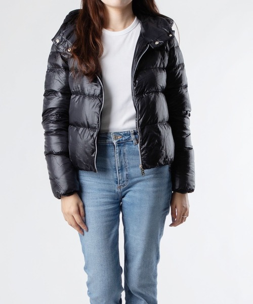 HERNO(ヘルノ)の「HERNO RESORT SHORT DOWN JACKET ヘルノ リゾート ショート ダウンジャケット(ダウンジャケット/コート・レディース・グレー系1/ネイビー系1/ブラウン系1/グリーン系1/ブラック・44/42/38/40)」の7枚目の写真