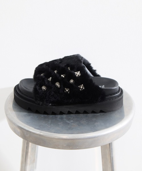 TOGA PULLA/トーガプルラ】FUR CONCHO SANDALS/ファーコンチョサンダル
