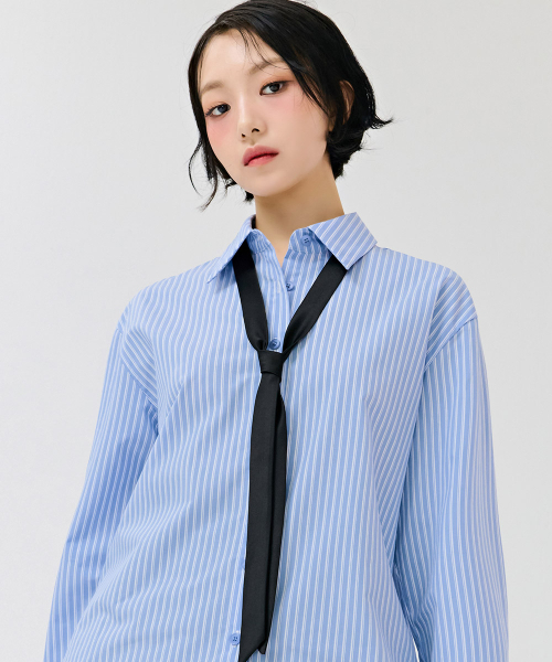 CHASECULT(チェイスカルト)の「レディース ベーシックストライプシャツ-スカイブルー(シャツ/ブラウス・レディース・スカイブルー・90/85)」の5枚目の写真