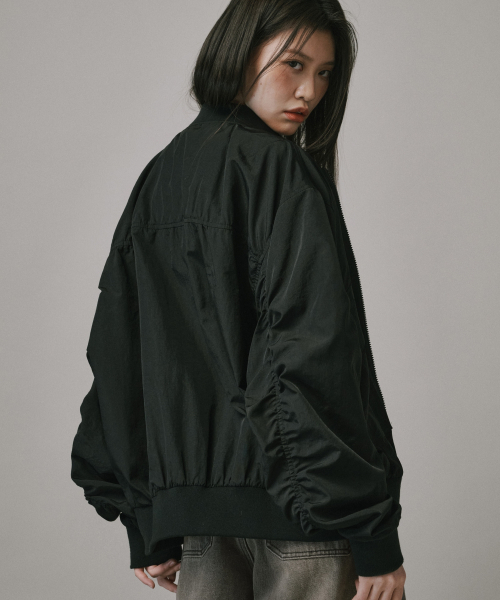 Verdnt（バーダント）の「シャーリングナイロンクロップジャケット[ブラック]（ナイロンジャケット・レディース・ブラック・SMALL/MEDIUM/LARGE）」の7枚目の写真