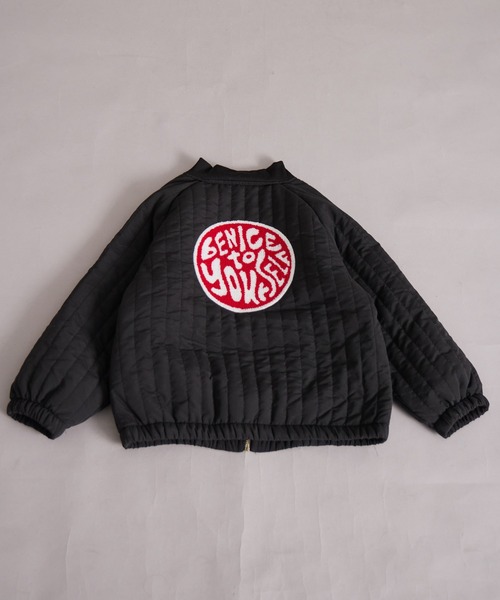 PAIRMANON STREET（ペアマノンストリート）の「中わた キルティング バックロゴ ブルゾン【PAIRMANON STREET】（MA-1・キッズ・ブラック/ブラウン/ネイビー・100/110/120/130/140/150/160/90）」の19枚目の写真