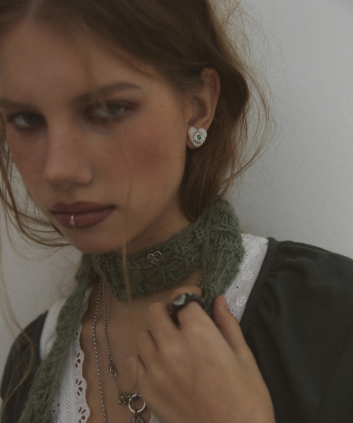 NFF（エヌエフエフ）の「totem heart earrings-ivory（ピアス（両耳用）・レディース・その他・FREE）」の3枚目の写真
