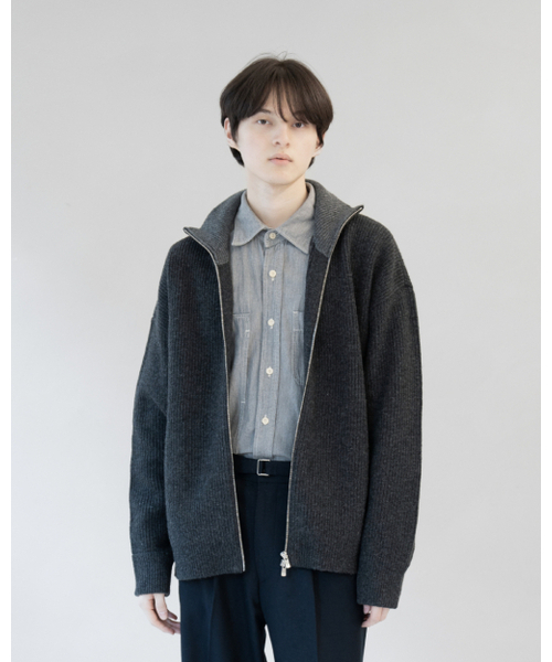 ASTLAY(アストレイ)の「Excella Lambswool Knit zip-up (Charcoal /M.Gray)(カーディガン/ボレロ・メンズ・その他・2/3)」の5枚目の写真