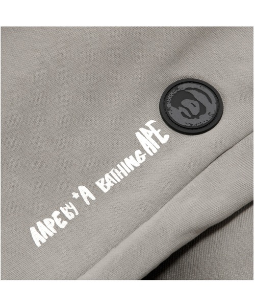AAPE BY A BATHING APE（エーエイプバイアベイシングエイプ）の「AAPE SWEAT PANTS（スウェットパンツ・メンズ・ライトブラック・SMALL/LARGE/X-LARGE/MEDIUM）」の4枚目の写真