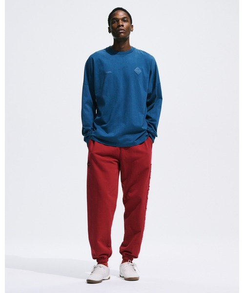 F.C.Real Bristol（エフシーレアルブリストル）の「CUT-OFF LOGO L/S TEE（Tシャツ/カットソー・メンズ・ブラック/レッド/ホワイト/ブルー・SMALL/MEDIUM/LARGE/X-LARGE/XX-LARGE）」の9枚目の写真