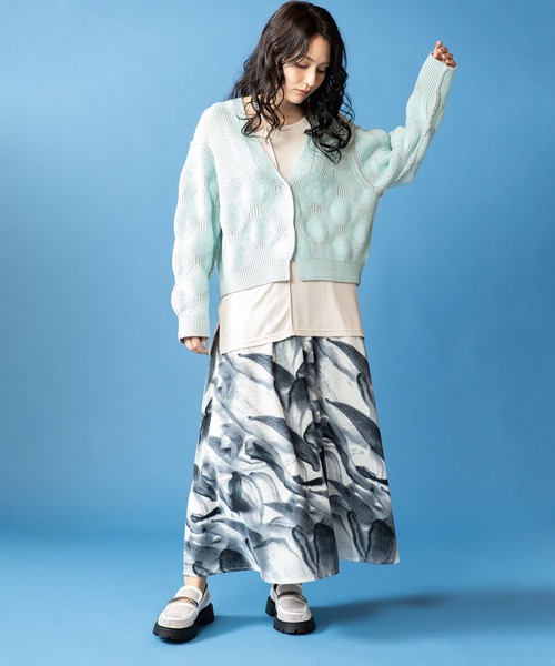 OSMOSIS(オズモーシス)の「プリントフレアースカート(スカート・レディース・チャコール/ブラウン/ピンク・ONE SIZE)」の9枚目の写真
