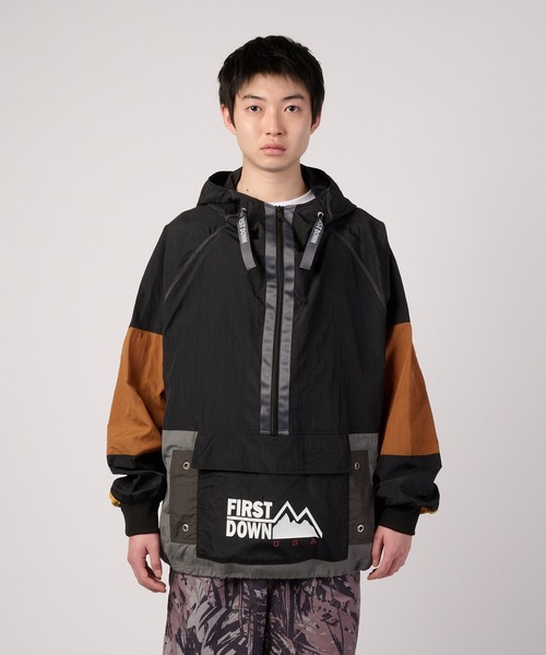 FIRST DOWN(ファーストダウン)の「マルチカラー アノラック(マウンテンパーカー・メンズ・ブラック/ネイビー・M/L/XL)」の20枚目の写真