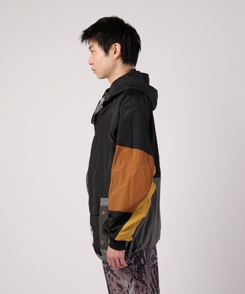 FIRST DOWN(ファーストダウン)の「マルチカラー アノラック(マウンテンパーカー・メンズ・ブラック/ネイビー・M/L/XL)」の21枚目の写真