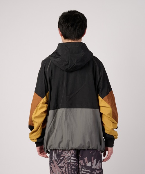 FIRST DOWN(ファーストダウン)の「マルチカラー アノラック(マウンテンパーカー・メンズ・ブラック/ネイビー・M/L/XL)」の22枚目の写真
