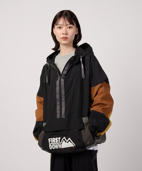 FIRST DOWN(ファーストダウン)の「マルチカラー アノラック(マウンテンパーカー・メンズ・ブラック/ネイビー・M/L/XL)」の16枚目の写真