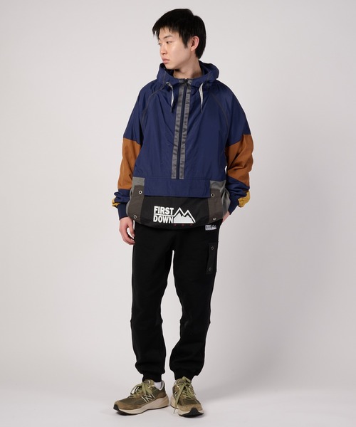 FIRST DOWN(ファーストダウン)の「マルチカラー アノラック(マウンテンパーカー・メンズ・ブラック/ネイビー・M/L/XL)」の19枚目の写真