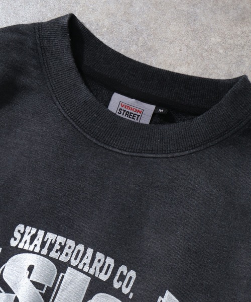VISION STREET WEAR（ヴィジョンストリートウェア）の「【VISION STREET WEAR/ヴィジョンストリートウェア】Bleach College TRN/ブリーチ加工 カレッジロゴ スウェット トレーナー（スウェット・メンズ・ライトグレー/ブルー/ブラック・LL/L/M）」の11枚目の写真