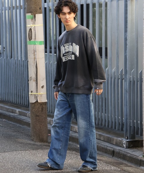 VISION STREET WEAR（ヴィジョンストリートウェア）の「【VISION STREET WEAR/ヴィジョンストリートウェア】Bleach College TRN/ブリーチ加工 カレッジロゴ スウェット トレーナー（スウェット・メンズ・ライトグレー/ブルー/ブラック・LL/L/M）」の6枚目の写真