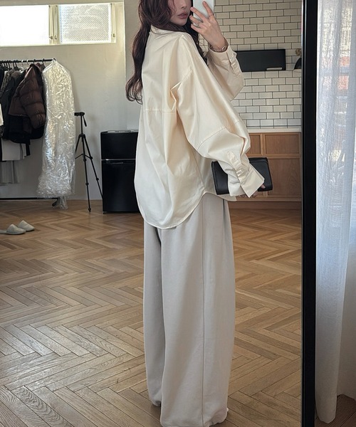 WILLFULLY（ウィルフリー）の「back volume statement cocoon shirt（シャツ/ブラウス・レディース・ブルー/ピンク/イエロー系・FREE）」の9枚目の写真