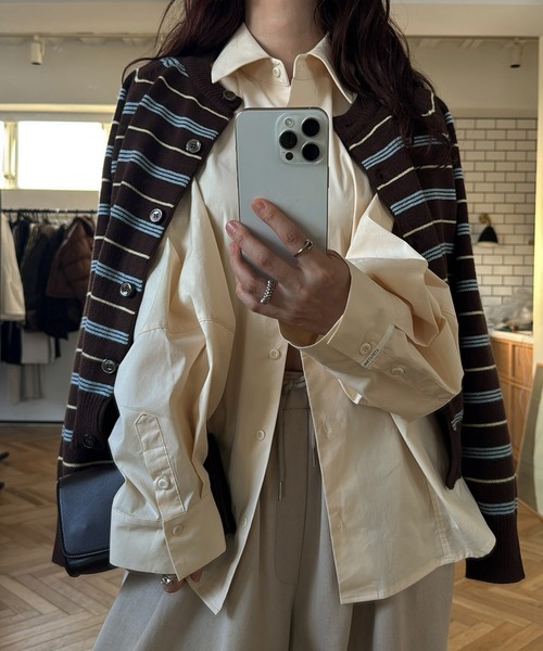 WILLFULLY（ウィルフリー）の「back volume statement cocoon shirt（シャツ/ブラウス・レディース・ブルー/ピンク/イエロー系・FREE）」の14枚目の写真