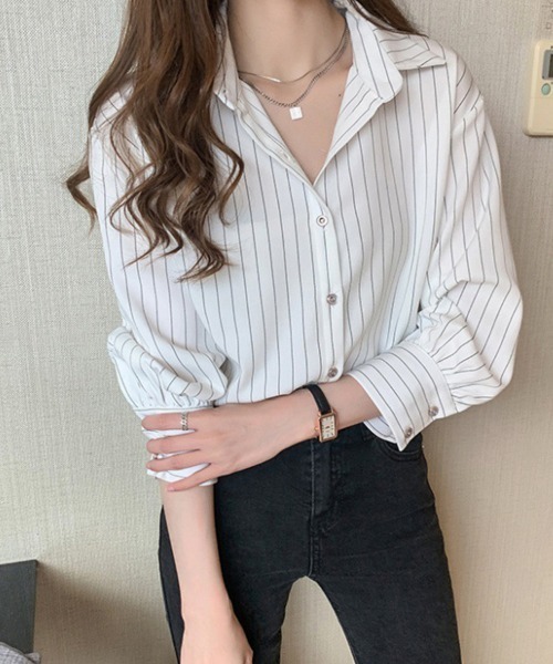 Flugge(フラッジー)の「大人ストライプシャツ(シャツ/ブラウス・レディース・ネイビー/ホワイト・LARGE/MEDIUM)」の1枚目の写真