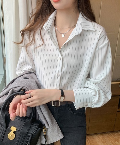 Flugge(フラッジー)の「大人ストライプシャツ(シャツ/ブラウス・レディース・ネイビー/ホワイト・LARGE/MEDIUM)」の3枚目の写真