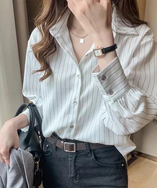 Flugge(フラッジー)の「大人ストライプシャツ(シャツ/ブラウス・レディース・ネイビー/ホワイト・LARGE/MEDIUM)」の12枚目の写真