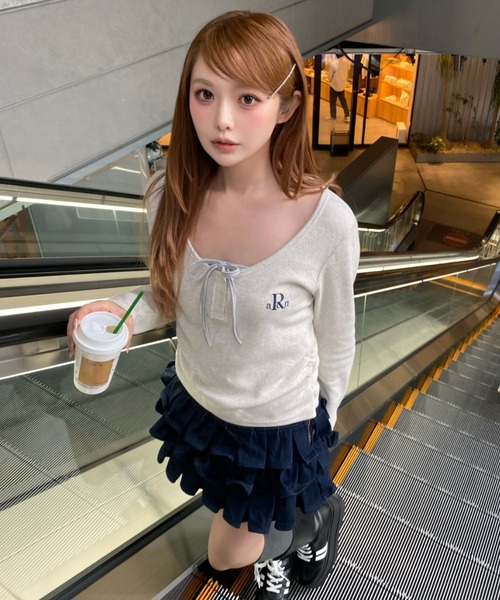 RAY CASSIN（レイカズン）の「【5色展開　無地 / ボーダー】胸刺繍UネックヘンリーロンT（Tシャツ/カットソー・レディース・グレー/ホワイト系その他2/グレー系その他2/ホワイト/ホワイト系その他・FREE）」の21枚目の写真