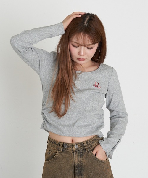 RAY CASSIN（レイカズン）の「胸刺繍UネックヘンリーTシャツ（Tシャツ/カットソー・レディース・グレー/ホワイト系その他2/グレー系その他2/ホワイト/ホワイト系その他・FREE）」の18枚目の写真