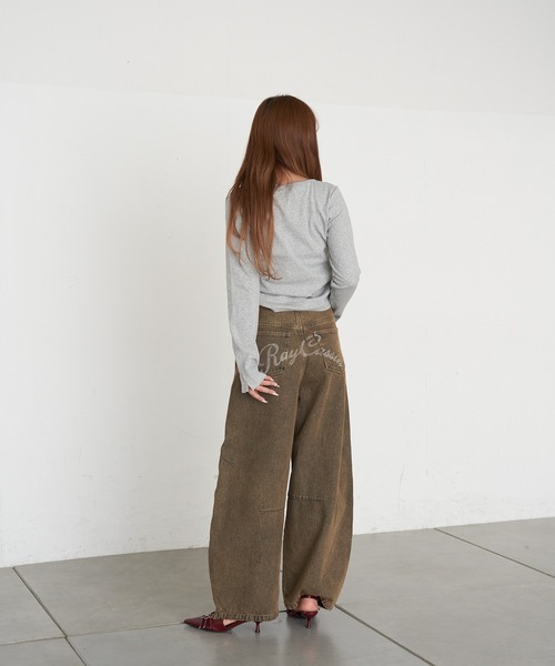 RAY CASSIN（レイカズン）の「胸刺繍UネックヘンリーTシャツ（Tシャツ/カットソー・レディース・グレー/ホワイト系その他2/グレー系その他2/ホワイト/ホワイト系その他・FREE）」の16枚目の写真