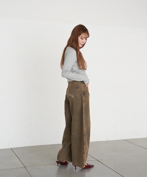 RAY CASSIN（レイカズン）の「胸刺繍UネックヘンリーTシャツ（Tシャツ/カットソー・レディース・グレー/ホワイト系その他2/グレー系その他2/ホワイト/ホワイト系その他・FREE）」の17枚目の写真