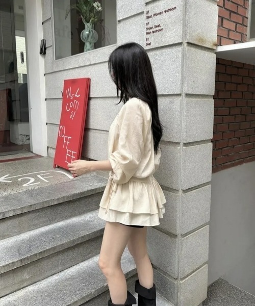 gossip!ロサンゼルス(ゴシップロサンゼルス)の「【Y2Kガーリー】レトロフリルウエストドロストミニワンピース(ワンピース・レディース・ブラック/オフホワイト・FREE)」の9枚目の写真