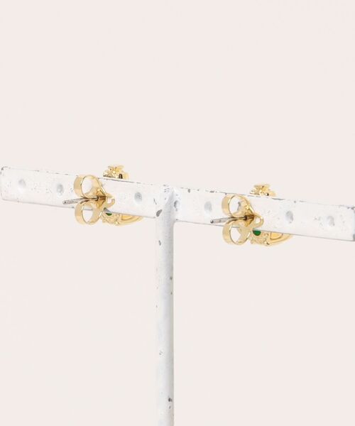 Vivienne Westwood(ヴィヴィアンウエストウッド)の「REINA EARRINGS(ピアス(両耳用)・レディース・グリーン系その他/ピンク系その他/シルバー・FREE)」の4枚目の写真