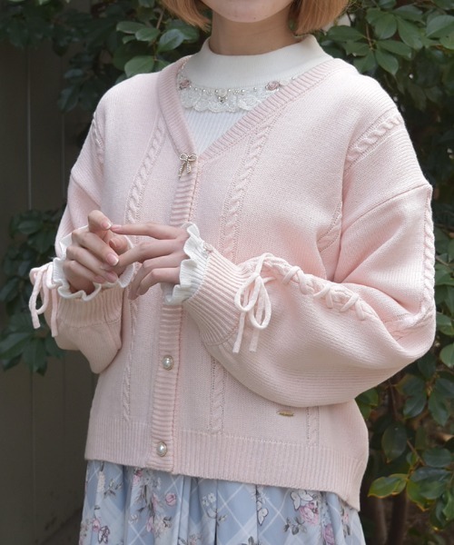 axes femme(アクシーズファム)の「リボン釦編み上げニットCD(カーディガン/ボレロ・レディース・グレー/イエロー/ホワイト/ピンク・FREE)」の4枚目の写真