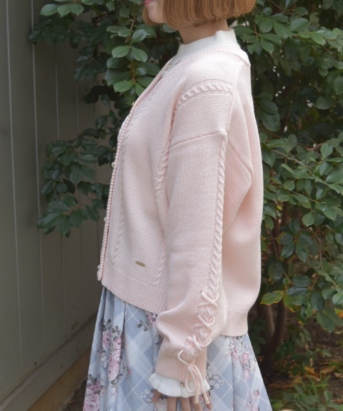 axes femme(アクシーズファム)の「リボン釦編み上げニットCD(カーディガン/ボレロ・レディース・グレー/イエロー/ホワイト/ピンク・FREE)」の20枚目の写真