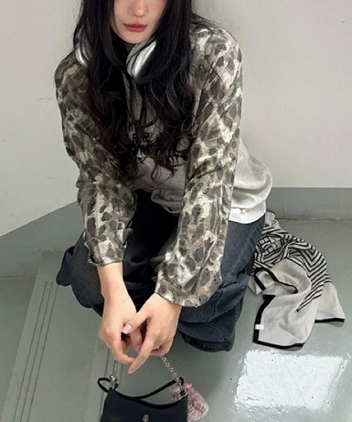 SHEENA(シーナ)の「カモフラ柄ラグランスリーブワッフルロンT(Tシャツ/カットソー・レディース・ライトグレー・M)」の10枚目の写真