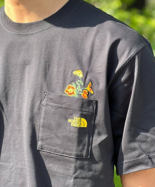 THE NORTH FACE(ザノースフェイス)の「【THE NORTH FACE】S/S FD Flower Logo Tee(Tシャツ/カットソー・メンズ・ブラック/グレー/ホワイト・MEDIUM/X-LARGE/LARGE)」の5枚目の写真