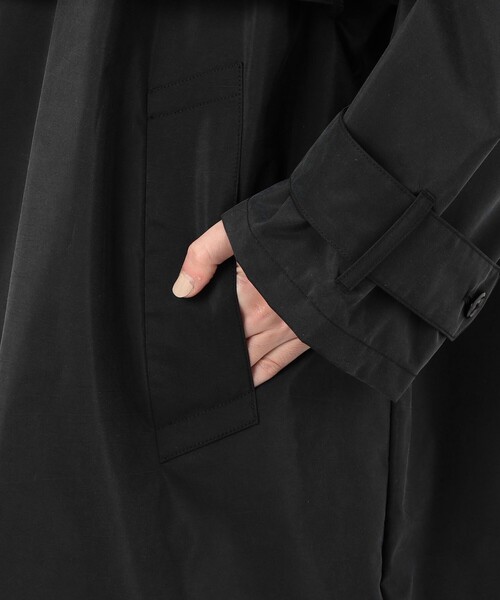 HAVERSACK(ハバーザック)の「HAVERSACK Silkcoating バルカラーコート(ステンカラーコート・レディース・ブラック・1/2)」の3枚目の写真