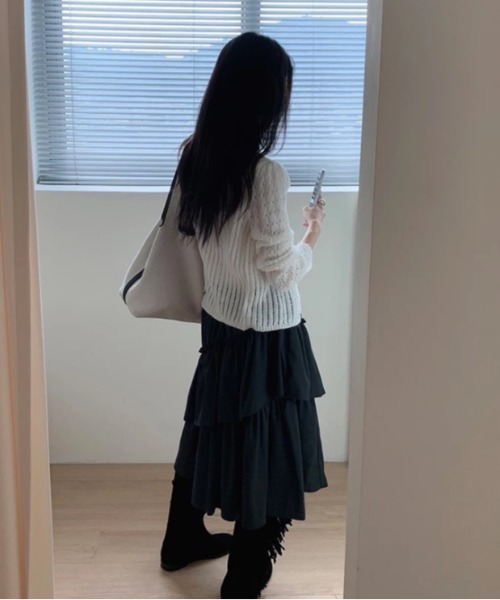 Vipoa（ヴィポア）の「asymmetry frill skirt（スカート・レディース・カーキ/ブラック・FREE）」の8枚目の写真