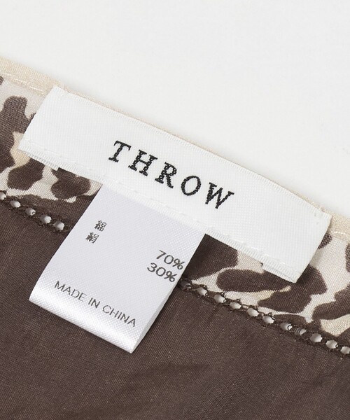 THROW（スロー）の「＜THROW＞ DANIELA Leopard（ストール/ショール・レディース・ダークブラウン/ベージュ・FREE）」の8枚目の写真