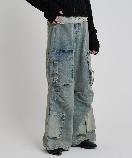 w closet（ダブルクローゼット）の「ポケットカーゴデニム（デニムパンツ・レディース・オフホワイト/ブルー・FREE）」の2枚目の写真