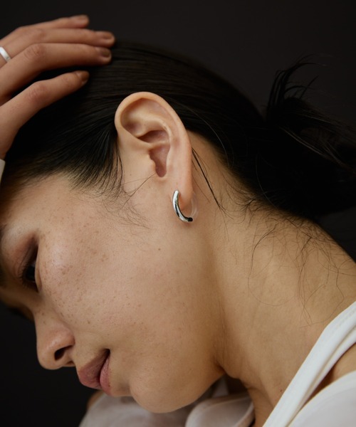 DRWCYS（ドロシーズ）の「クリアメタルコンビピアス（ピアス（両耳用）・レディース・シルバー/ゴールド・FREE）」の4枚目の写真