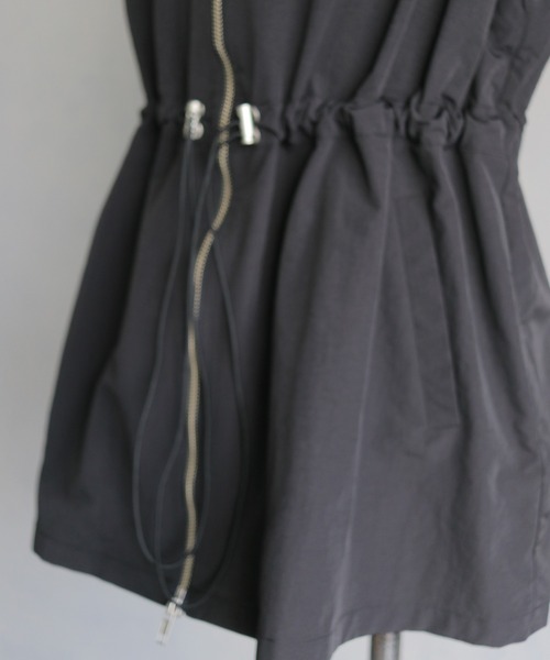 &g'aime(アンジェム)の「【&g'aime 】3wayドロストオーバージャケット 3-Way Drawstring Over Jacket(ナイロンジャケット・レディース・ブルー/グレー/ブラック/ライトグレー/チャコールグレー・FREE)」の10枚目の写真