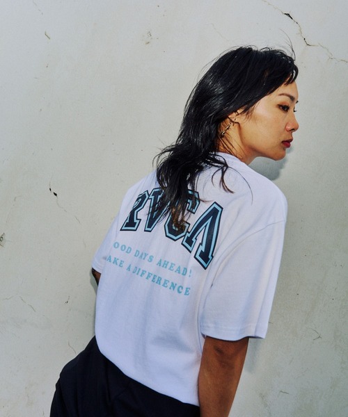 RVCA(ルーカ)の「RVCA ウィメンズ ARCH RVCA LOOSE FIT SS TEE Tシャツ 【2026年春夏モデル】(Tシャツ/カットソー・レディース・ホワイト/ピンク系その他/ブラック・LARGE/MEDIUM/SMALL)」の9枚目の写真