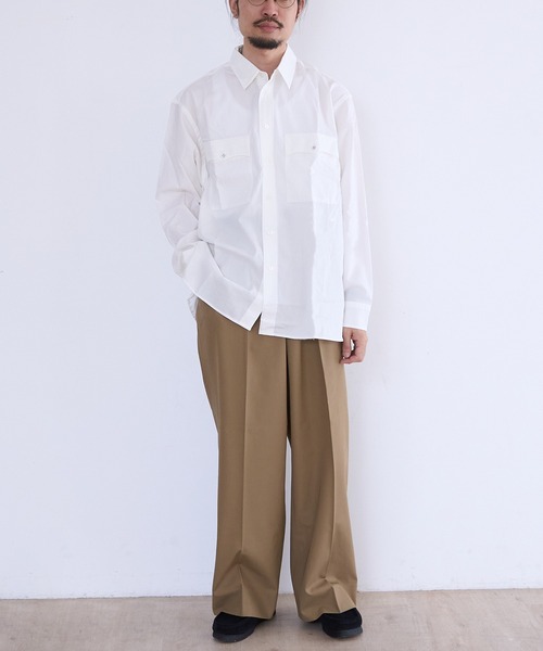 benine9(ビーナイン)の「benine 9 Two-Tuck Chino Slacks(スラックス・メンズ・ブラック/ベージュ・MEDIUM/LARGE)」の7枚目の写真