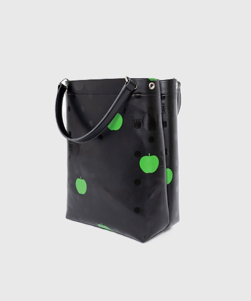 THE BEATLES COMME des GARCONS(ザ ビートルズ コムデギャルソン)の「THE BEATLES CdG TOTE BAG APPLE PRINTED(トートバッグ・メンズ・ブラック・ONE SIZE)」の11枚目の写真