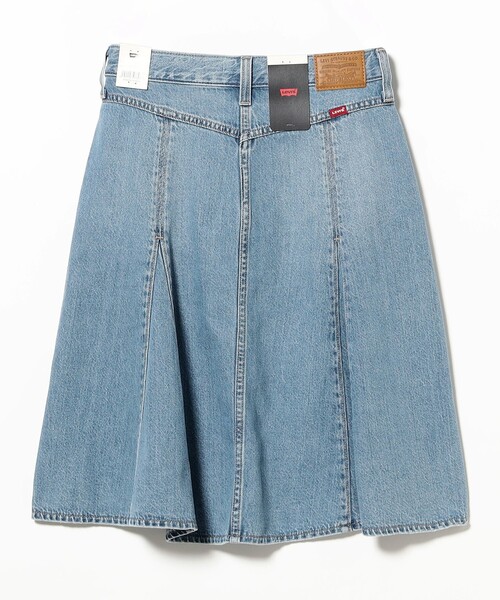 Ray BEAMS（レイビームス）の「LEVI’S(R) / GODET KNEE LENGTH SKIRT（スカート・レディース・ブルー系その他3・24inch）」の6枚目の写真