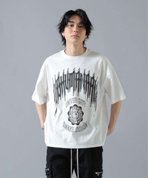 DANKE SCHON(ダンケシェーン)の「【WEB&DEPOT限定】DankeSchon/ダンケシェーン/S/S Tee COLLEGE(Tシャツ/カットソー・メンズ・ホワイト/ブラック・L/M)」の4枚目の写真